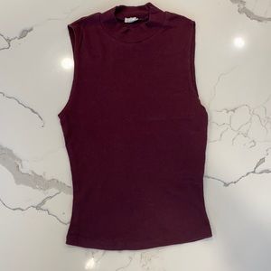 Maroon Sleeveless Turtleneck